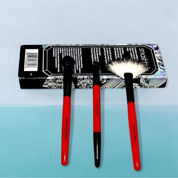 Smashbox Limited Edition Travel Brush Set - New in Box - Picture 3 of 10